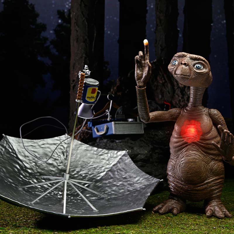 Figura Ultimate Deluxe E.T. The Extra-Terrestrial 40th Anniversary Neca 07
